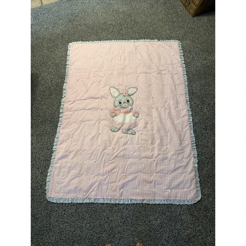 Vintage Pink‎ Gingham Bunny Rabbit Baby Quilt Eyelet Lace Trim Hand Tied Blanket